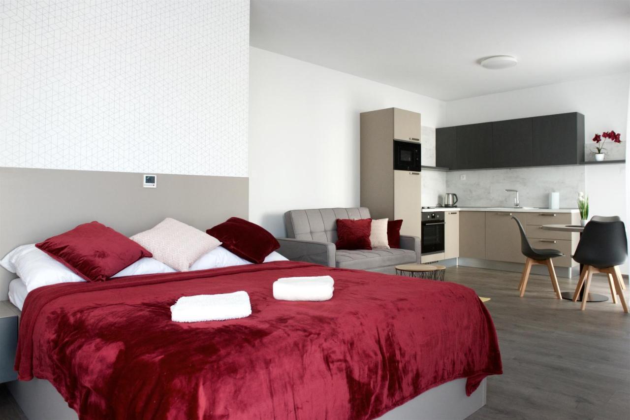 Trenčín Apartman Greenbay Golf מראה חיצוני תמונה