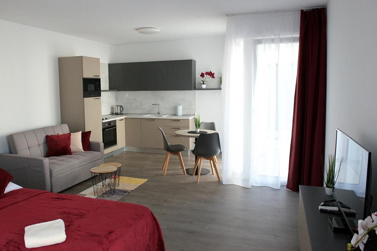 Trenčín Apartman Greenbay Golf מראה חיצוני תמונה